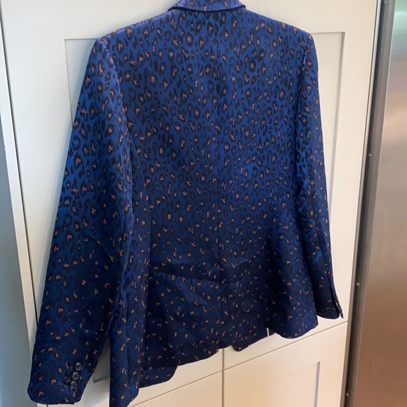 Banana Republic boyfriend blazer - size 2 - Picture 5 of 9